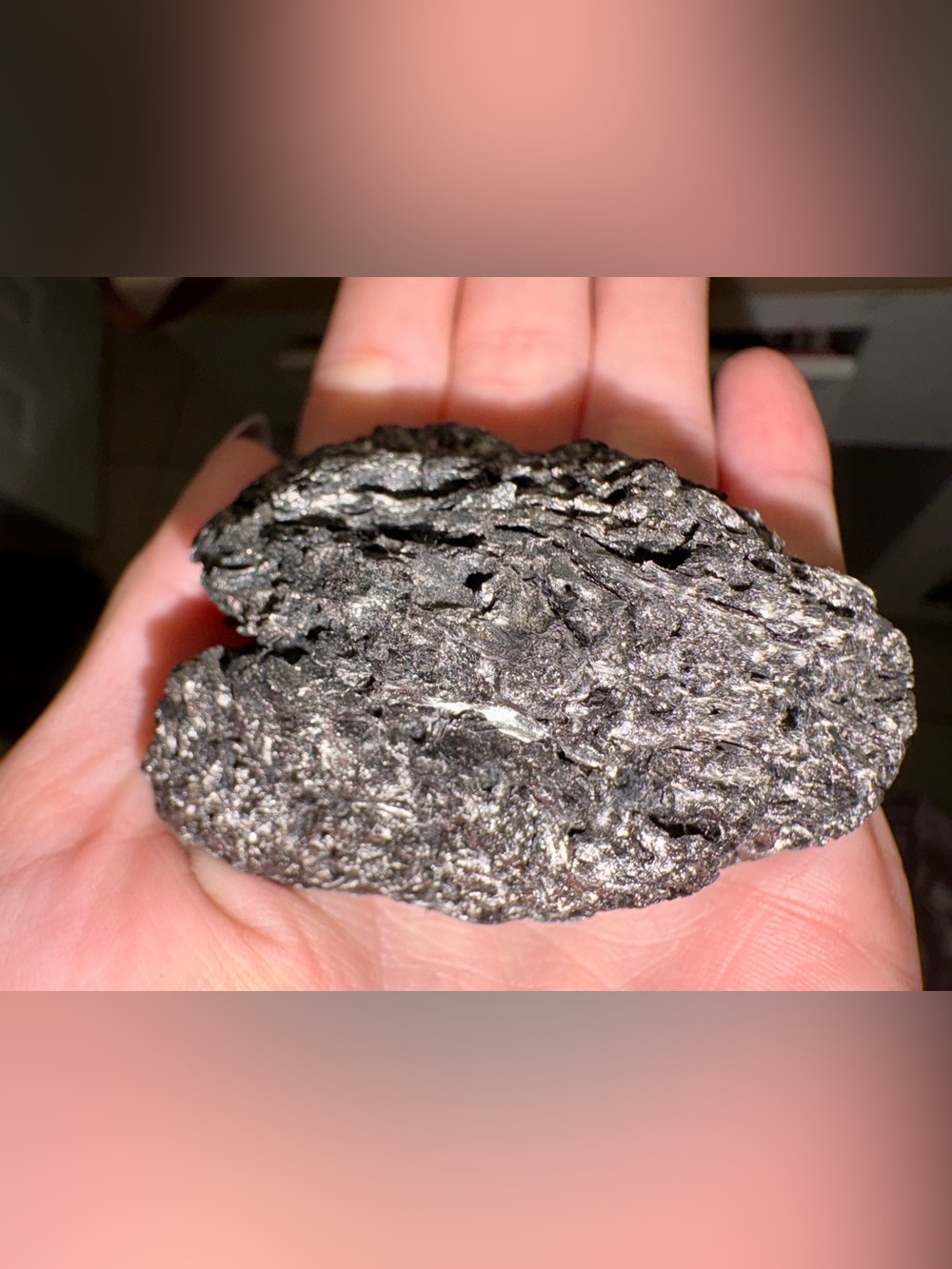 Reptile Habitat Black Lava Rock Décor - Natural Hide